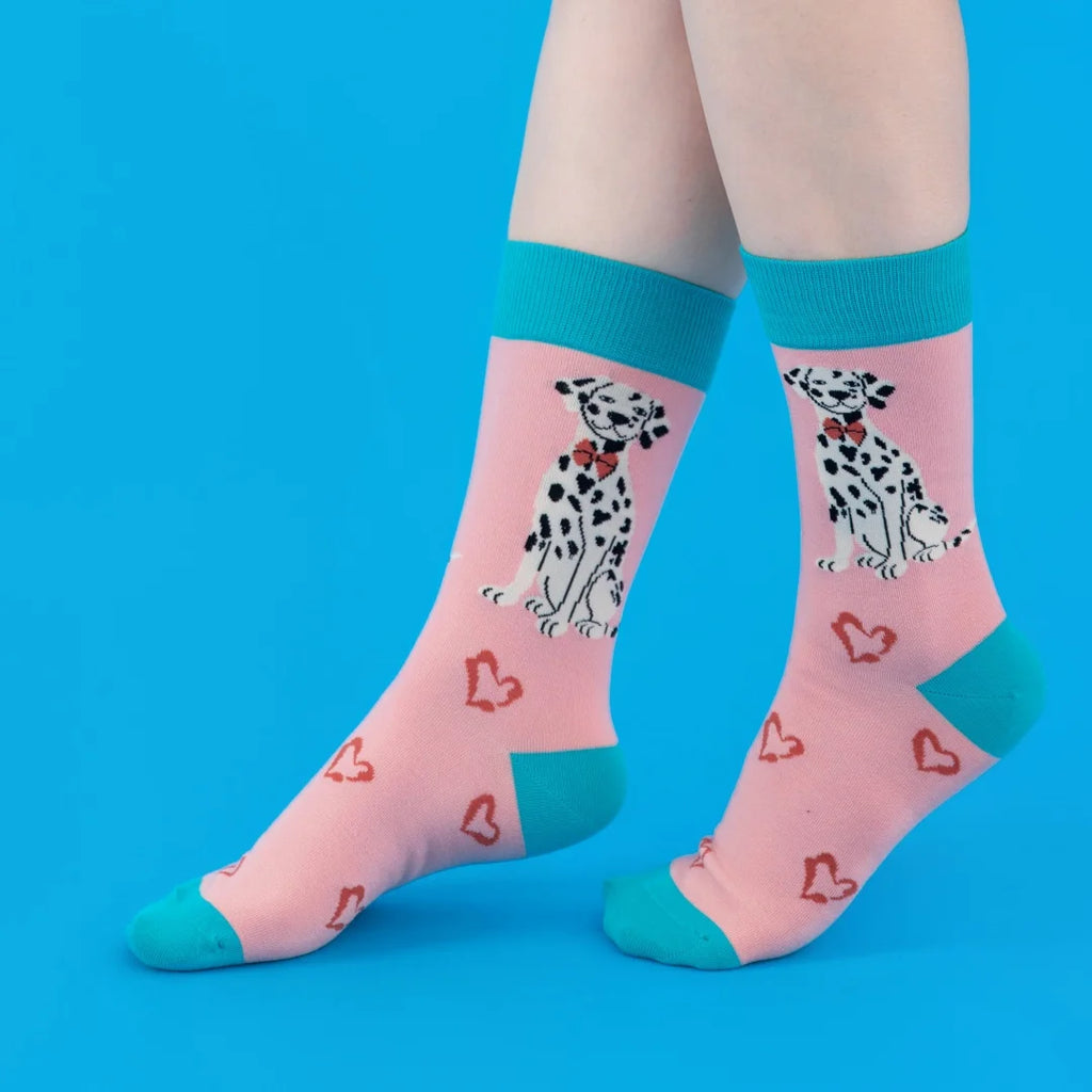 【Valentine's Day】1 Pair of Sweet Mid-calf Socks With Pink Heart Spotted Dogs，Versatile and Comfortable, Suitable For All Seasons