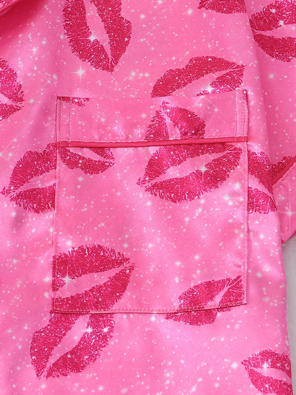 [Valentine's Day] 2-Piece Satin Pajamas with Lip Print, Short-Sleeved Shorts, Women's Pajamas, Loungewear Set Suitable for Home Use