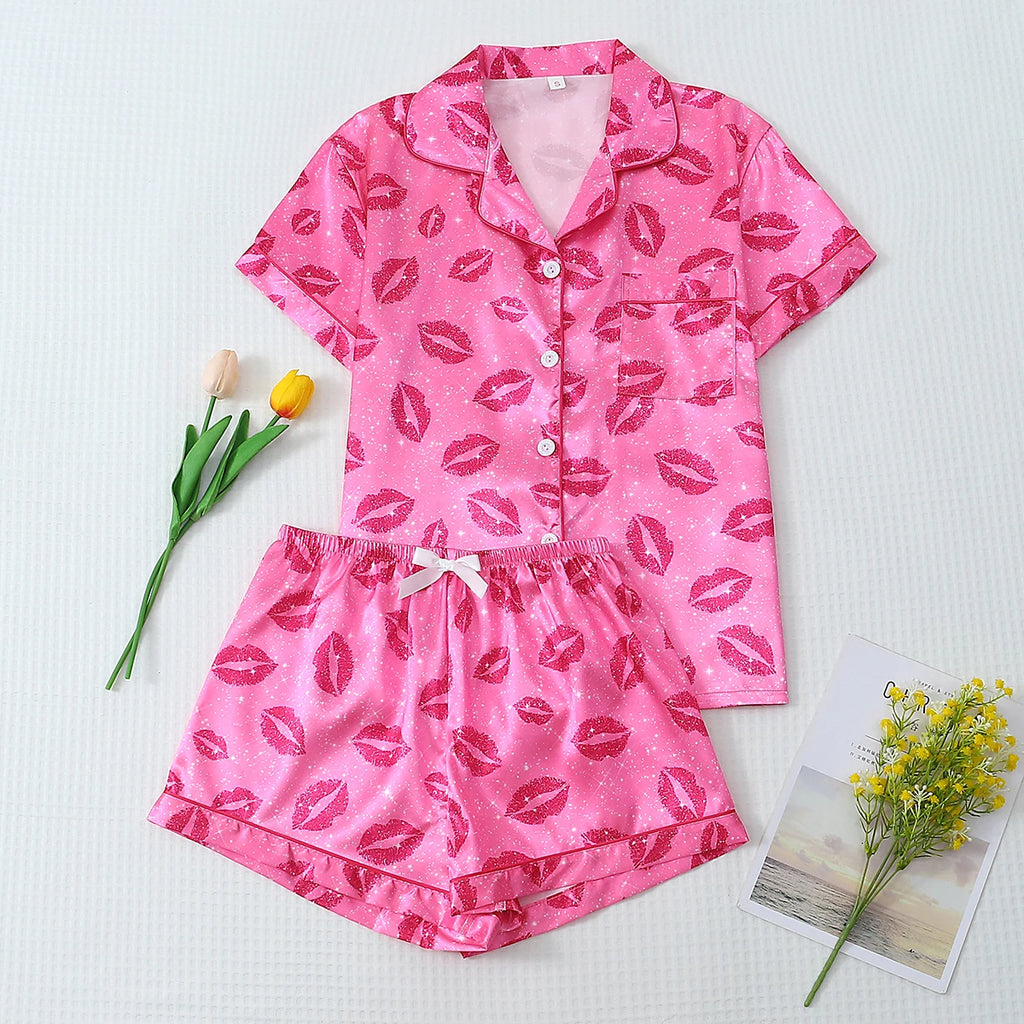 [Valentine's Day] 2-Piece Satin Pajamas with Lip Print, Short-Sleeved Shorts, Women's Pajamas, Loungewear Set Suitable for Home Use