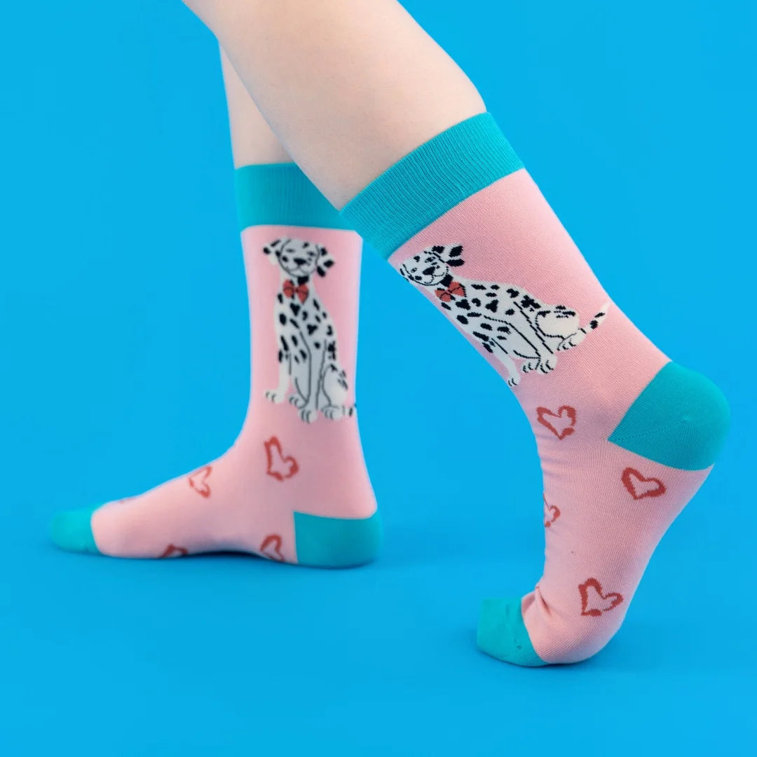 【Valentine's Day】1 Pair of Sweet Mid-calf Socks With Pink Heart Spotted Dogs，Versatile and Comfortable, Suitable For All Seasons